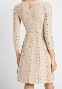 ORSAY Pletené šaty - beige
