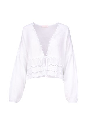Weißes, kurzes Blusenshirt mit langen Ärmeln, V-Ausschnitt, Schleifenverschluss vorne, strukturiertem Stoff und Spitzenbesatz am Saum und Ausschnitt.