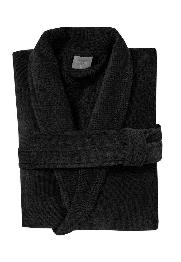 Schwarzer Bademantel aus Plüschstoff, ordentlich gefaltet mit einem breiten Kragen und einem gebundenen Gürtel. Verfügt über ein Etikett, das die Größe "L" angibt.