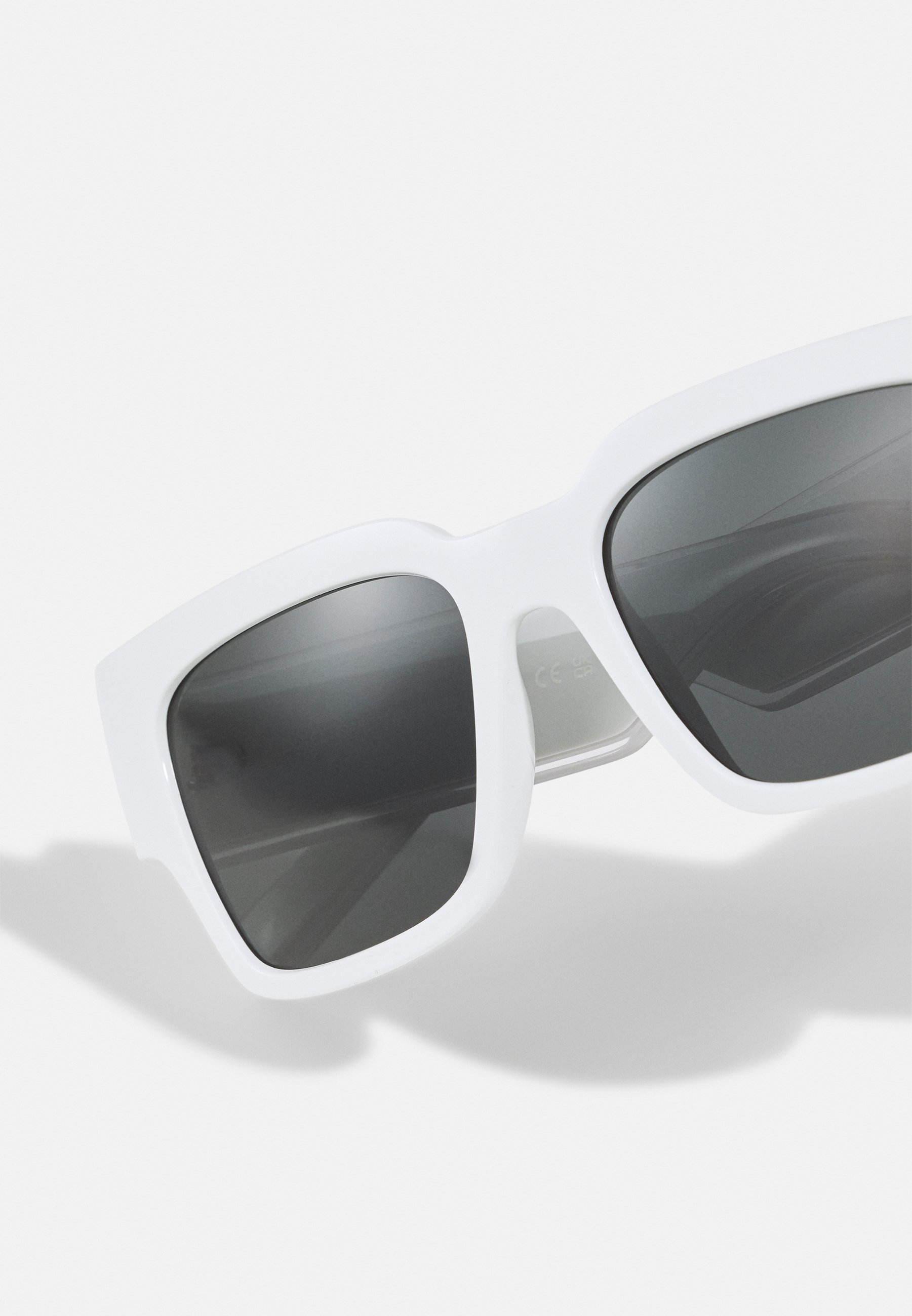 Dolce & Gabbana ホワイト サングラス Dolce&Gabbana Sunglasses - white - Zalando.co.uk