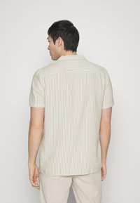 Pier One SHIRT-LINEN BLEND - Marškiniai - beige