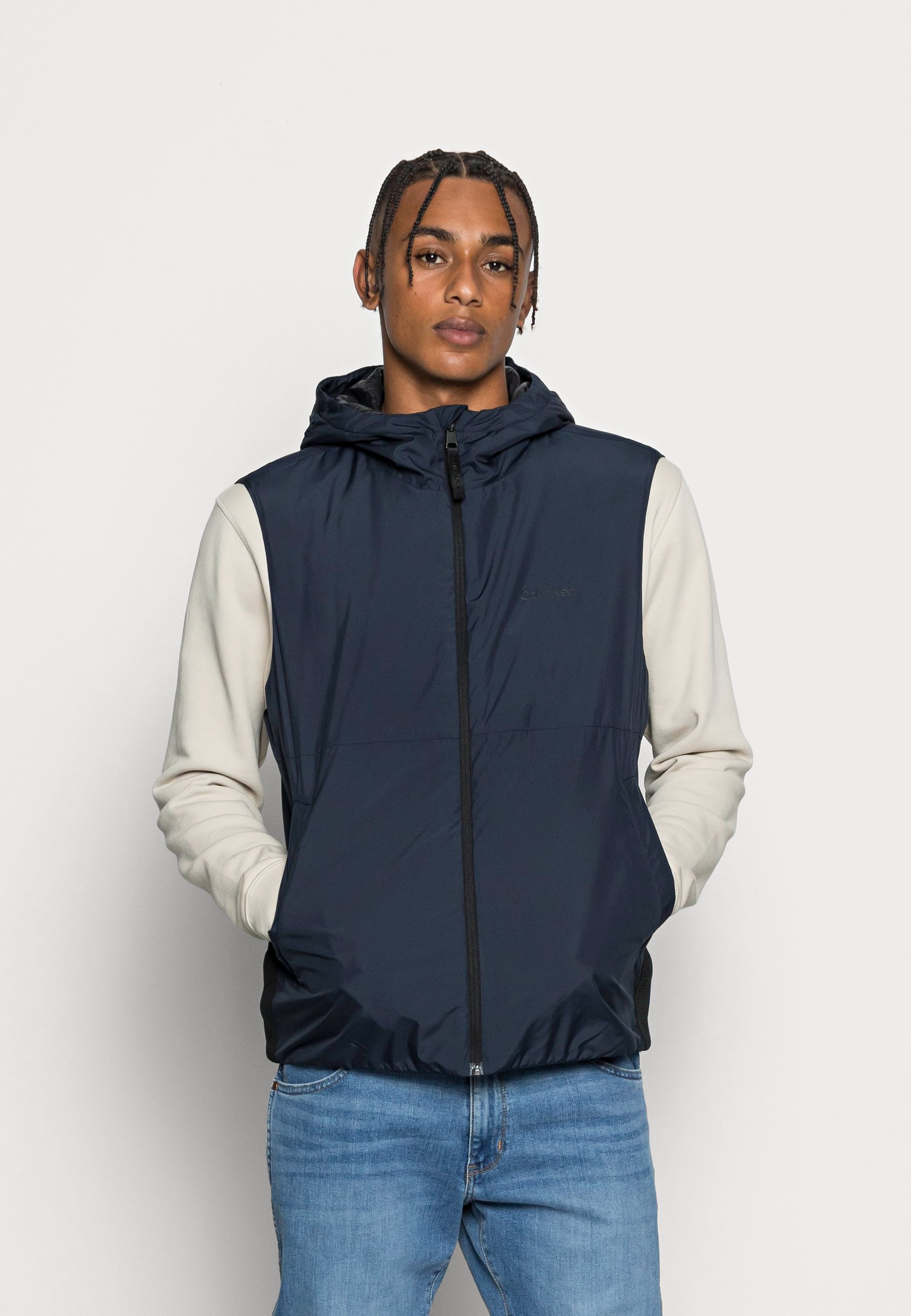 Calvin Klein LIGHTWEIGHT NON QUILT VEST 