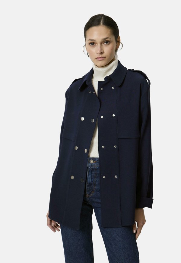 WITH EPAULETTES AND SNAPS - Hemdbluse