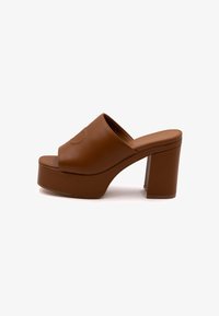 Non sélectionné, light brown