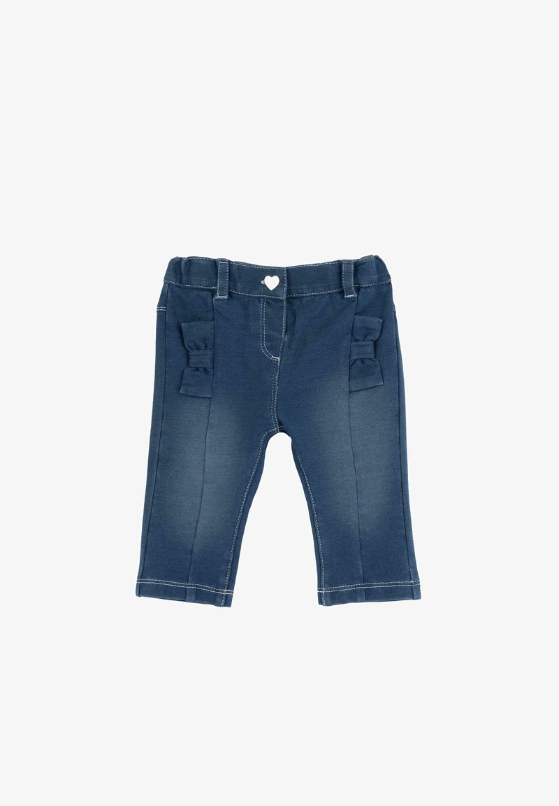 Mørkeblå denimbukser med en glat tekstur. Funktioner inkluderer en talje med en hjerteformet knap og sidesløyfer på lommerne.