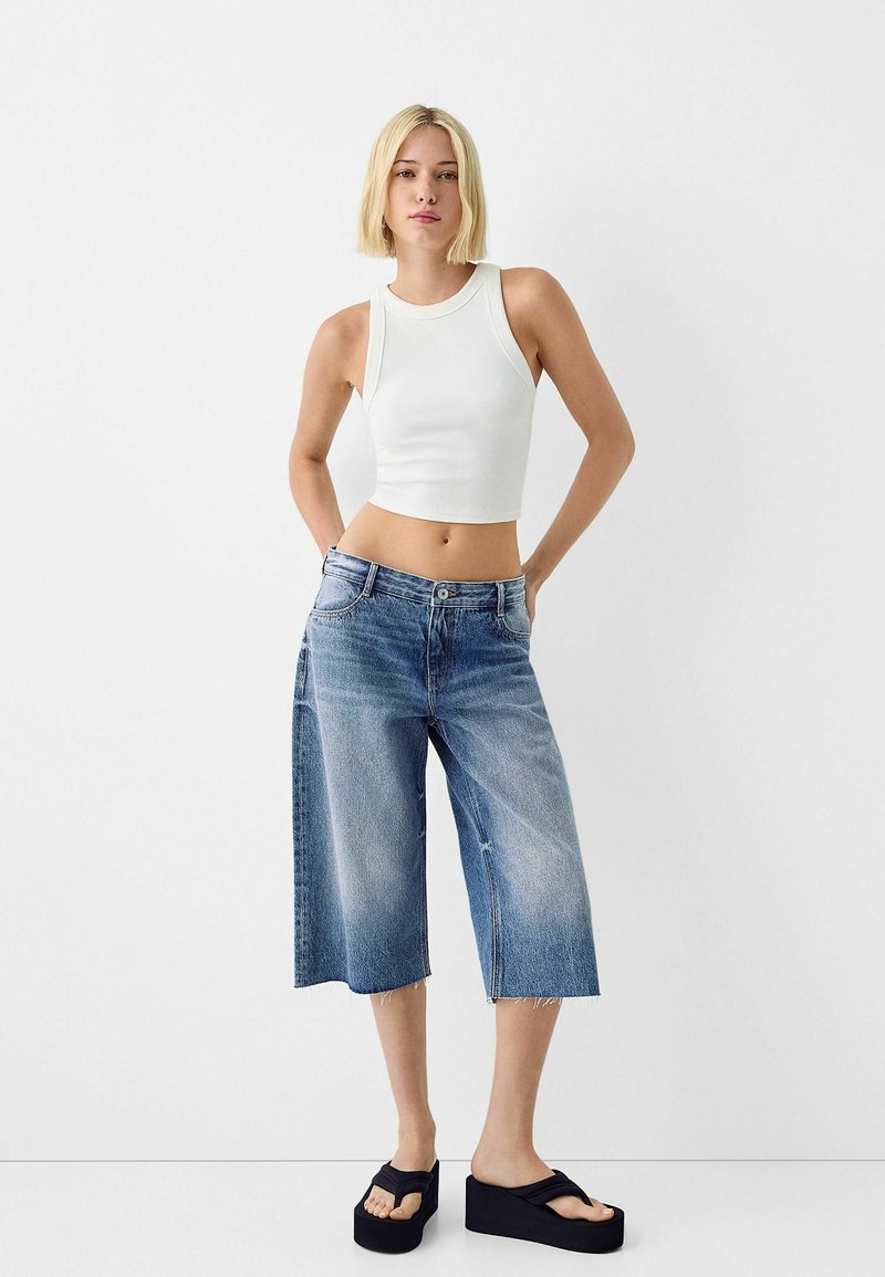 Bershka Jeansshort lichtblauw denim