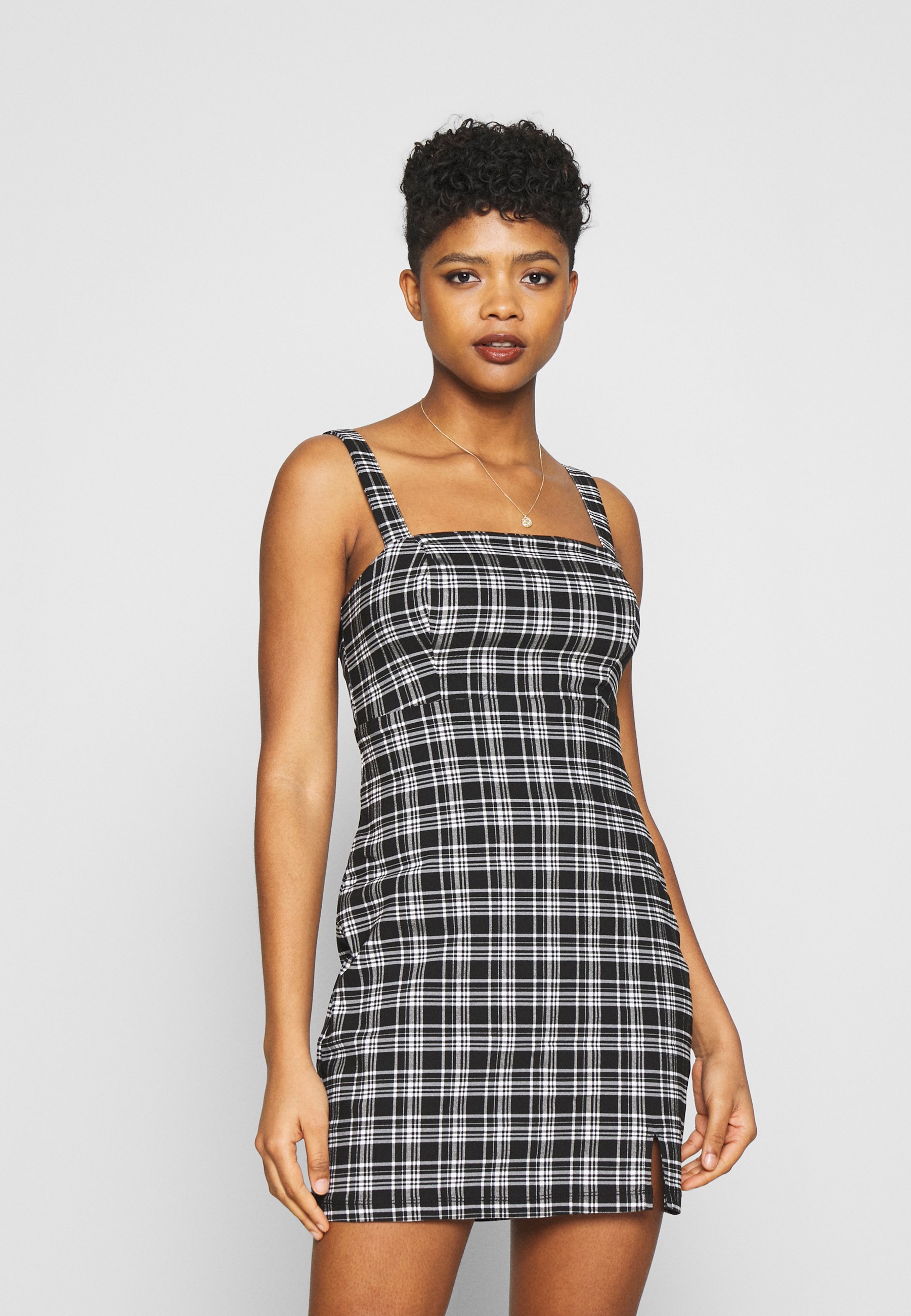 Hollister Co Bare Struct Short Dress Freizeitkleid Black Schwarz Zalando De 
