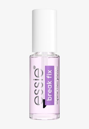 Klar glasflaske med cylindrisk form, der har en hvid kapsel. Indeholder en lyserød væske mærket "essie break fix liquid nail patch."