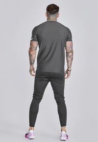 SIKSILK TECH - Marškinėliai su spaudiniu - grey