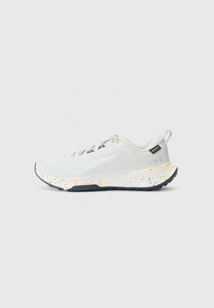 JUNIPER 2 - Trail running shoes - pure platinum-coloured/white/magic ember/pink/lightening/football grey