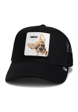 Cappellino nero con pannelli in rete, caratterizzato da un Chihuahua ricamato su una toppa bianca con la scritta "AMIGO". Cinghia regolabile sul retro.
