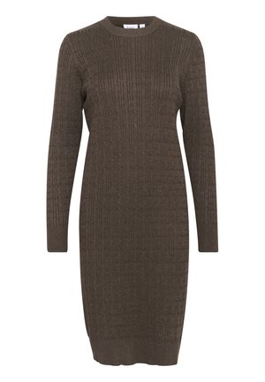 Abito in maglia a coste marrone con maniche lunghe, scollatura rotonda e silhouette aderente. Presenta un tessuto testurizzato con motivi sottili.