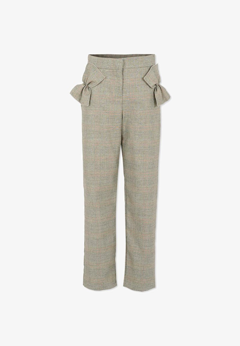 Spodnie z teksturowanej, jasnej zielonej tkaniny o subtelnym wzorze, z akcentami kokard na pasku i prostym kroju nogawek.