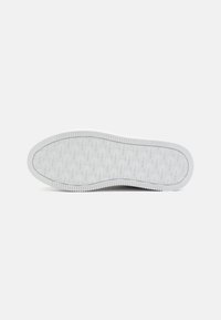 Calvin Klein Jeans BOLD LACE - Sneakers basse - black/eggshell