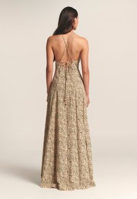 ST MRLO MIKA - Maxi šaty - deep forest floral