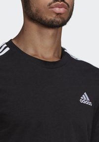 adidas Performance T-shirt med print - black