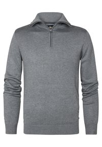 Pull gris avec un col zippé mi-hauteur, manches longues, poignets côtelés et ourlet. Fabriqué en tissu tricoté texturé. Design simple et classique.