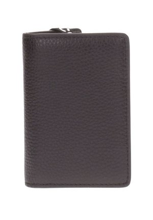 Portafoglio in pelle marrone scuro con superficie texture, forma rettangolare e chiusura zip nella parte superiore. Non presenta modelli o accentuazioni visibili.