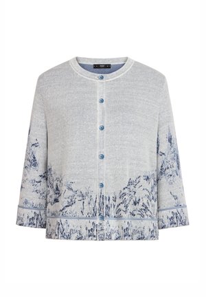 Lichtgrijze cardigan van zachte gebreide stof, met een blauw bloemenpatroon aan de onderrand en blauwe knopen aan de voorkant.
