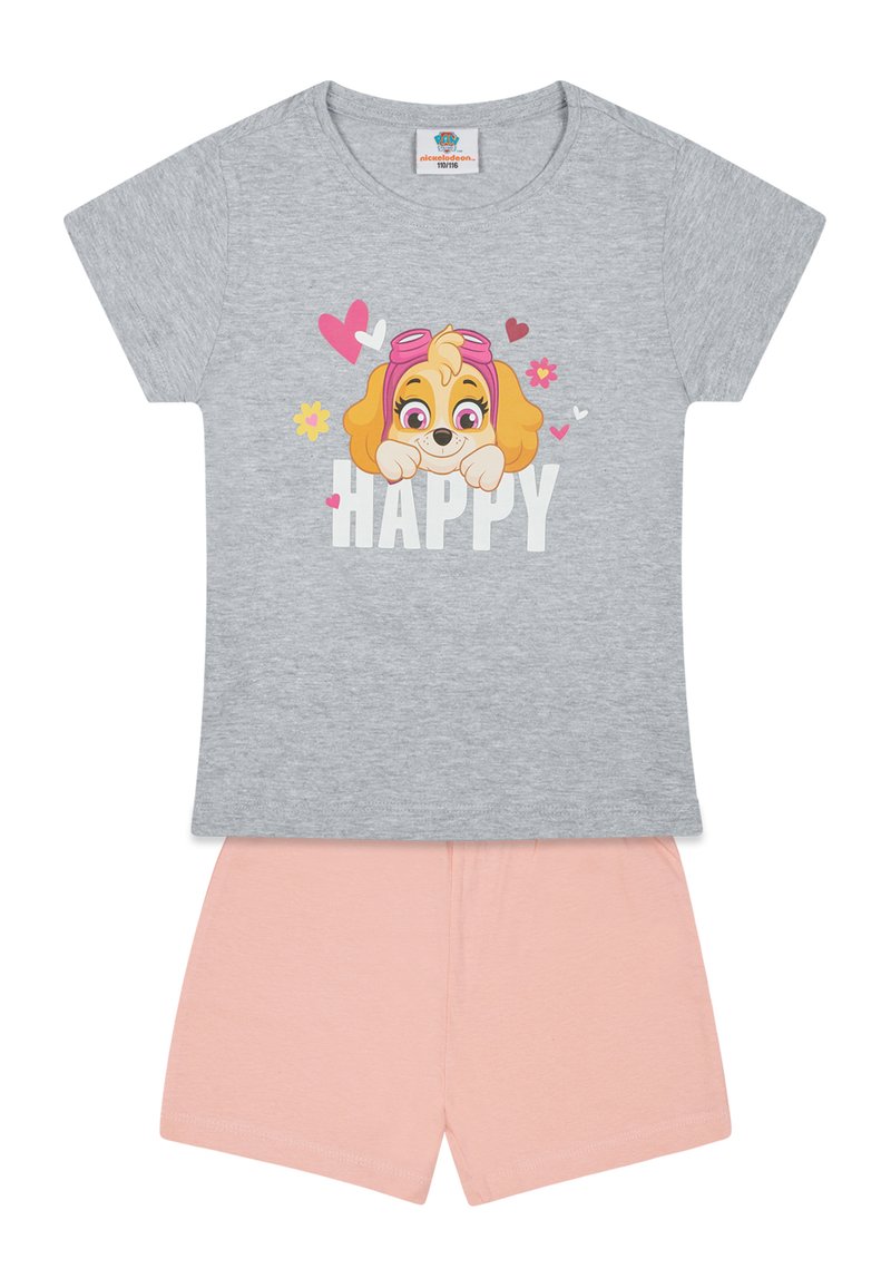 Camiseta de algodón gris con un diseño de un perro de dibujos animados y la palabra "FELIZ" abajo; combinada con pantalones cortos de algodón rosa suave, de manga corta.