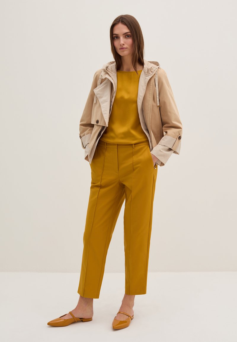 Stefanel Chino lichtgeel Stefanel Chino lichtgeel