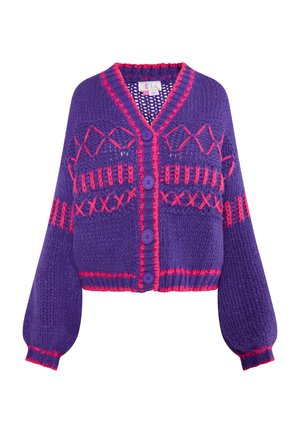 Cardigan lavorato a maglia viola con maniche oversize, caratterizzato da ricami rosa, scollo a V e grandi bottoni viola lungo la parte anteriore.