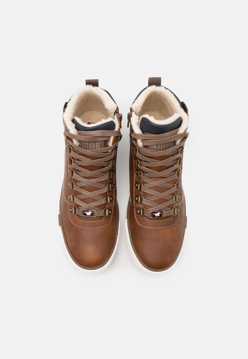Mustang - Lage sneakers voor heren - Wit