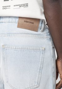 EIGHTYFIVE Vaqueros baggy - light-blue denim