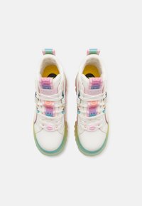 Buffalo ASPHA MID - Vysoké tenisky - offwhite/rainbow