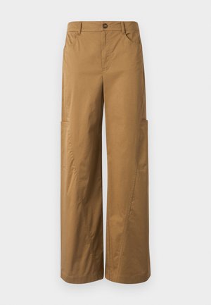Brown wide-leg trousers made of cotton, featuring a button closure, side pockets, and noticeable stitching details.