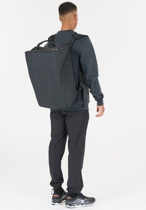 VIRTUS BASSETT - Rygsække - black