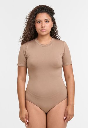 FEARLESS - Body - brown