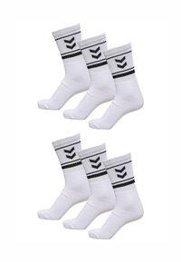 Weiße Socken für den Sport mit geripptem Bund, schwarzem Chevron-Muster und kontrastierenden schwarzen Streifen. Set aus fünf Paaren.