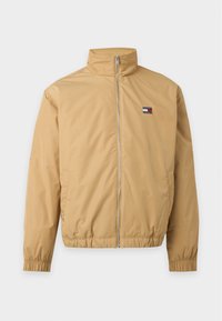 Επιλέχθηκε, sandy beige