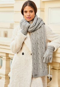 Lipsy COSY CABLE  - REGULAR FIT - Cimdi - light grey