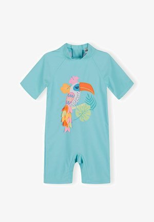 Costum de baie pentru copii cu mâneci scurte, albastru deschis, cu un design colorat cu tucan și frunze tropicale pe partea din față.