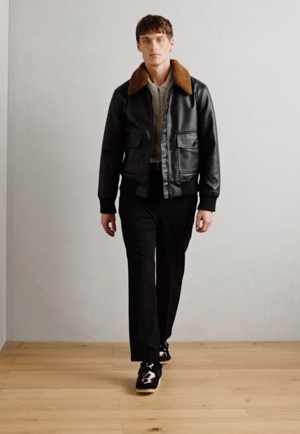 WALLABEE - Moccasins4