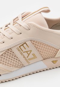 EA7 Emporio Armani LACES UNISEX - Tenisky - pink tint/gold