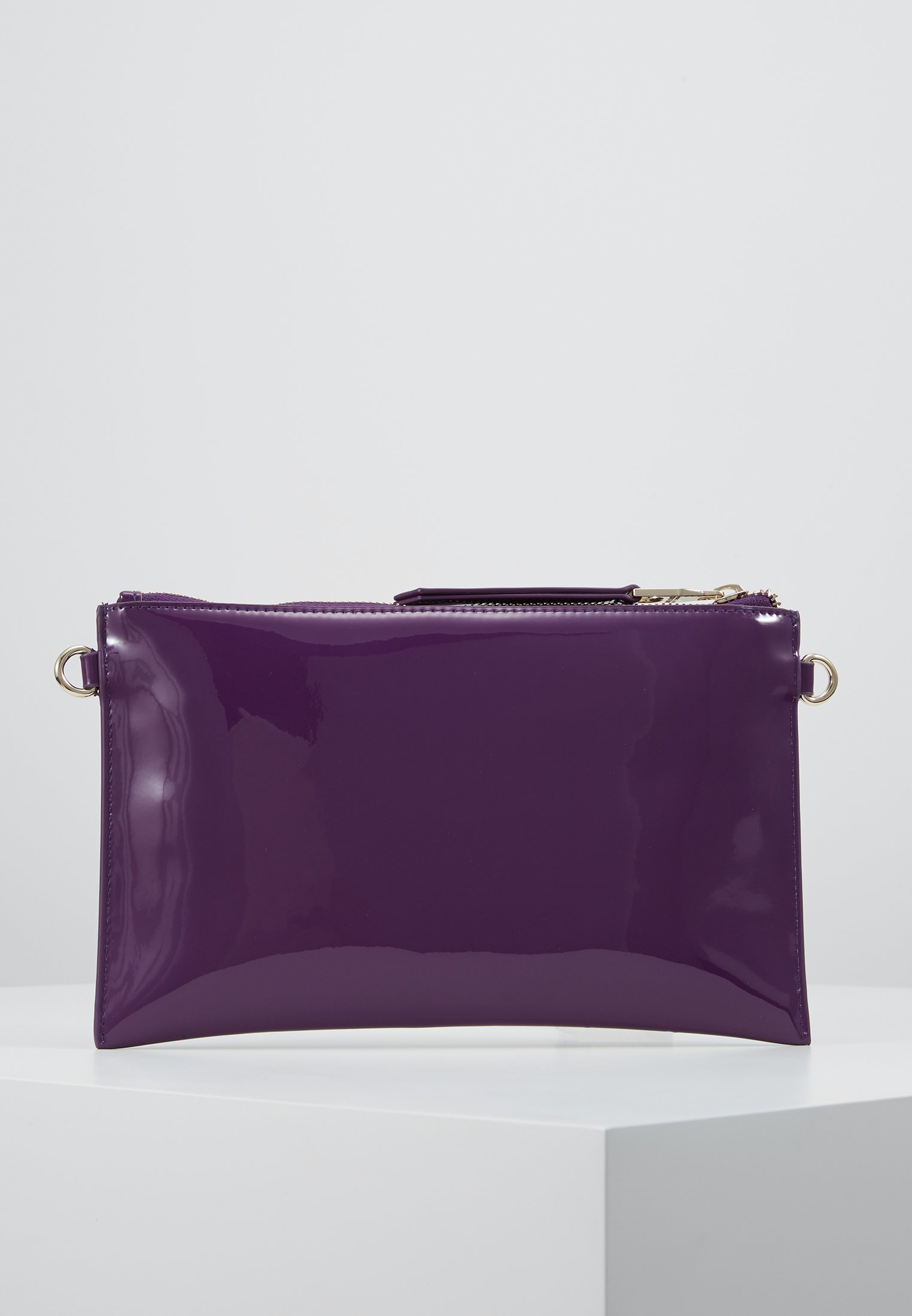 Versace Jeans Couture Clutch purple Zalando.no Versace Jeans Couture Shoppingveske purple Zalando.no