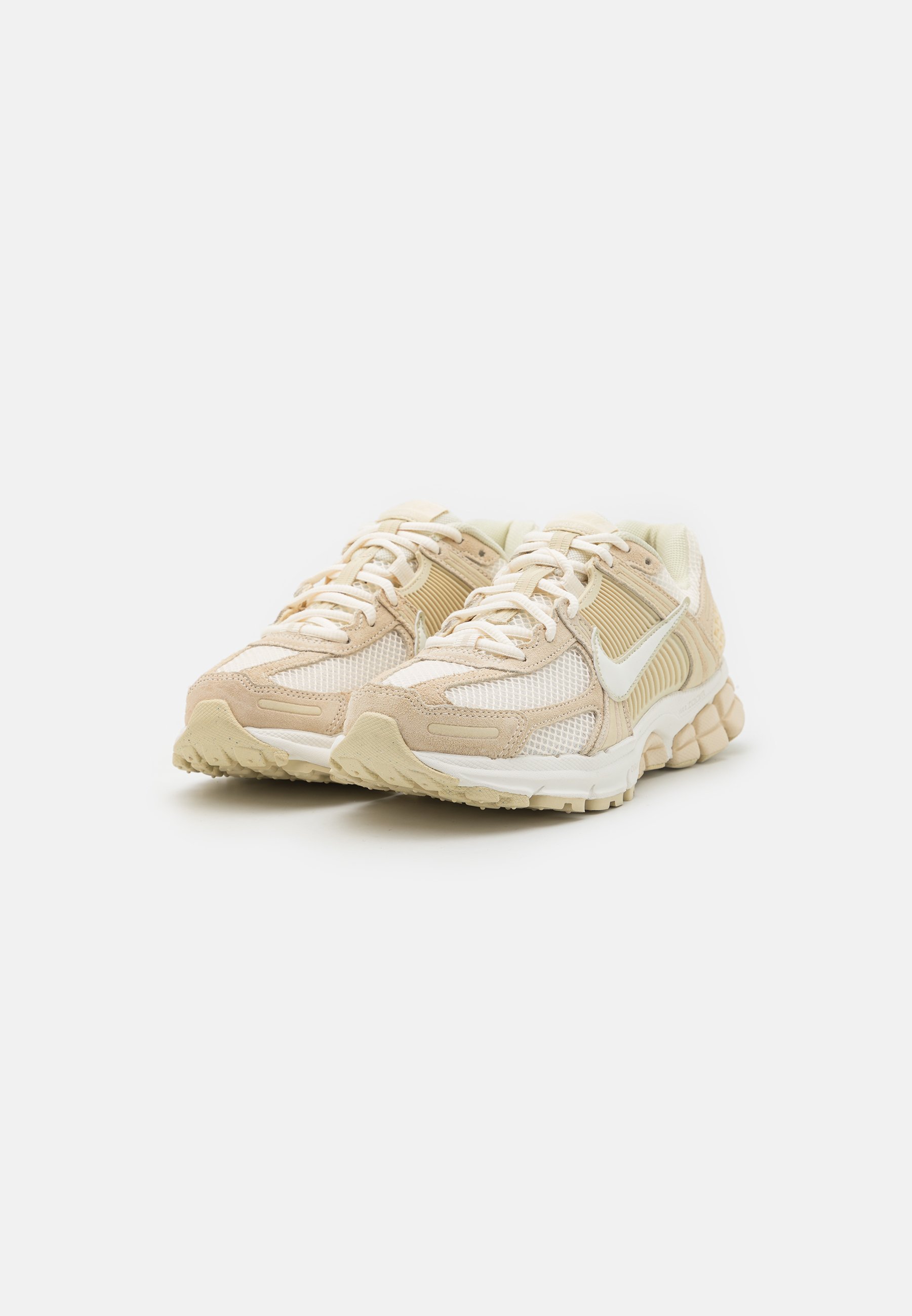 Nike Sportswear ZOOM VOMERO 5 - Sneaker low - beach/sail