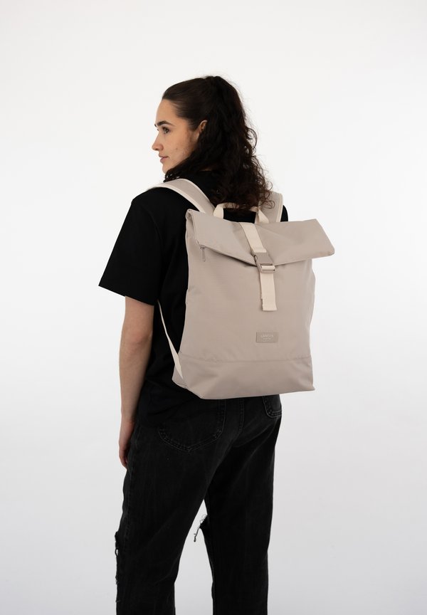 TAMMO  - Tagesrucksack - sand