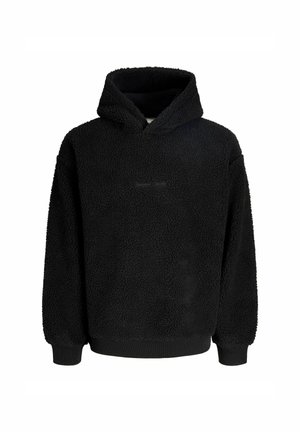 Juodas pūkuotas bliuzonas su grublėta, pūkuota paviršiumi, turintis didelę kapuche, ilgomis rankovėmis ir rastu hemu. Minimalistinis dizainas, be matomų logotipų.