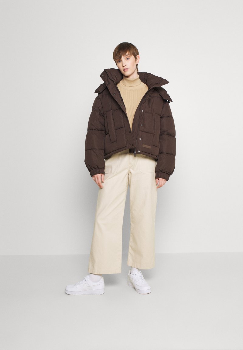 brown short puffer coat