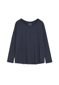 Tmavě námořnická modrá košile s dlouhým rukávem vyrobená z měkké, lehké tkaniny s širokým výstřihem a uvolněným střihem. Minimalistický design, žádné viditelné vzory ani kovové prvky.