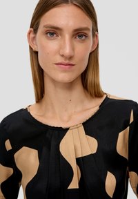 s.Oliver BLACK LABEL T-Shirt print - schwarz