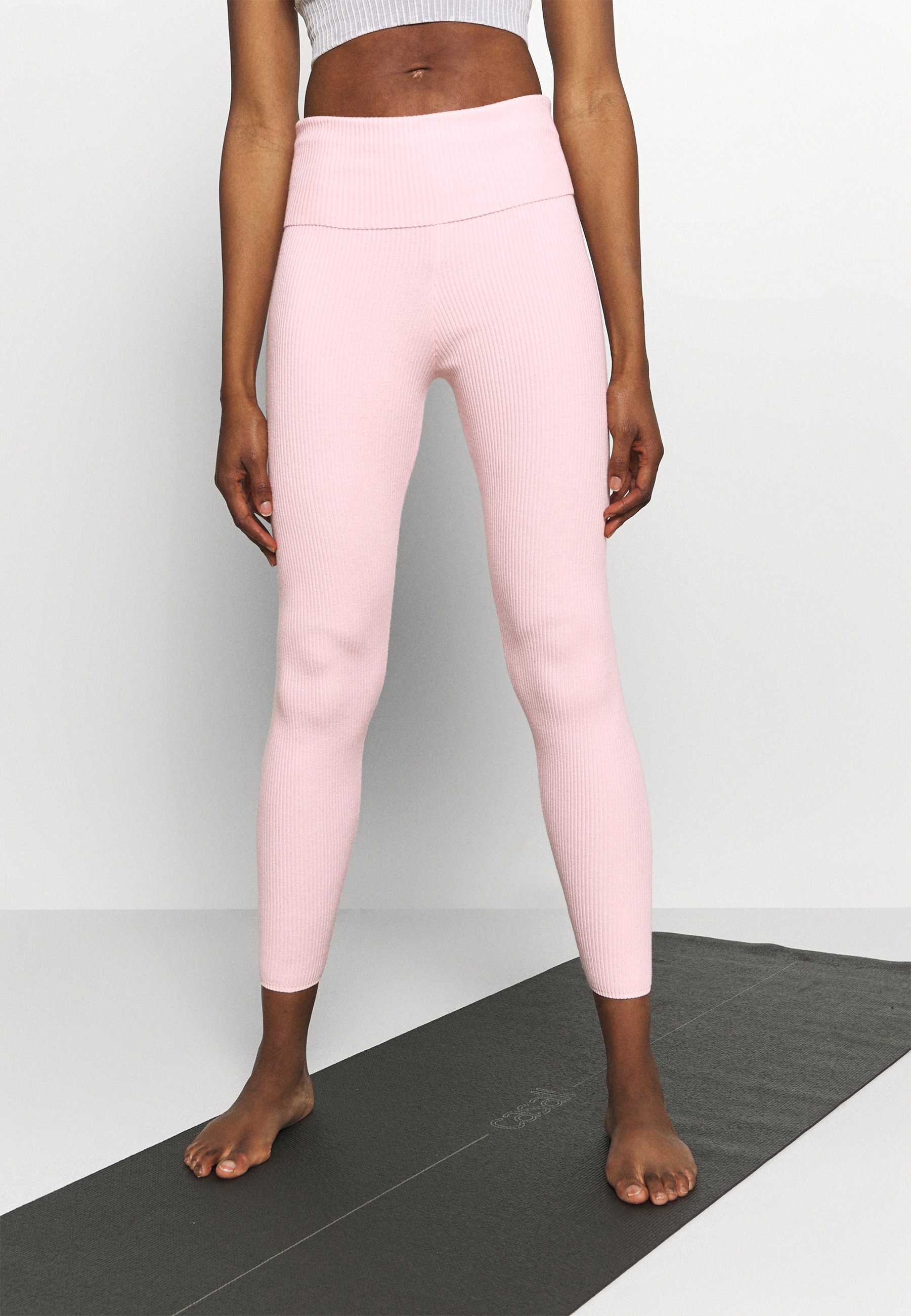 light pink tights