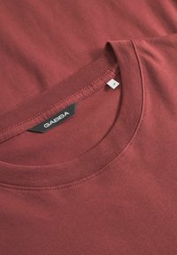 Gabba Basic póló - red russet