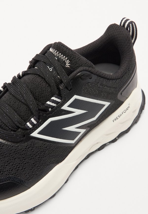 FRESH FOAM X GAROÉ V2 - Trail running shoes2