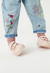 Next LADYBIRD EMBROIDERED SLOUCHY REGULAR FIT - Tapered-Farkut - mid blue denim