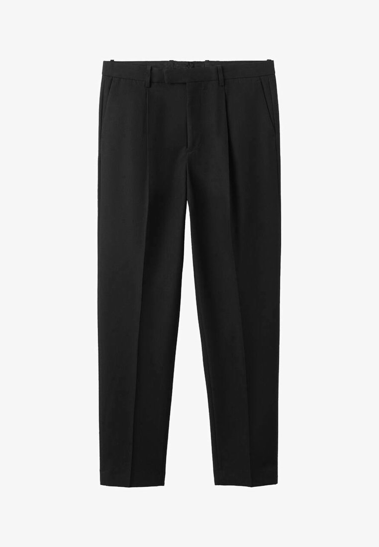 Schwarze Hose mit geraden Beinen, aus glattem Stoff gefertigt. Verfügt über ein klassisches Design mit Fronttaschen und dezenten Falten.